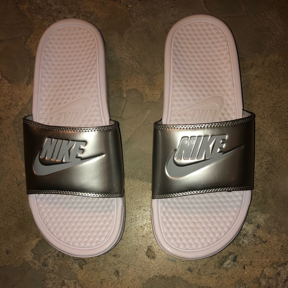 Women’s Silver, Nike sliders.